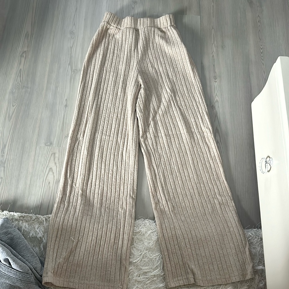 Shein light beige xs flare pants